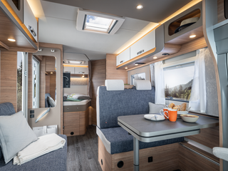 Weinsberg Wohnmobil 650 Elsass: Innenraum und Essbereich