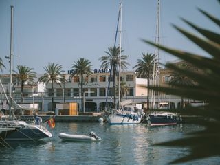 Ein Hafen auf Formentera. Der Playa de ses Illetes ist ein weiterer guter Anlaufpunkt für Karibik in Europa.