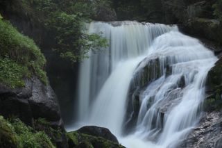 Die Triberger Wasserfälle gehören zu den schönsten Wasserfällen in Deutschland.