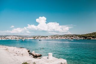 Blick auf eine Bucht in Kroatien